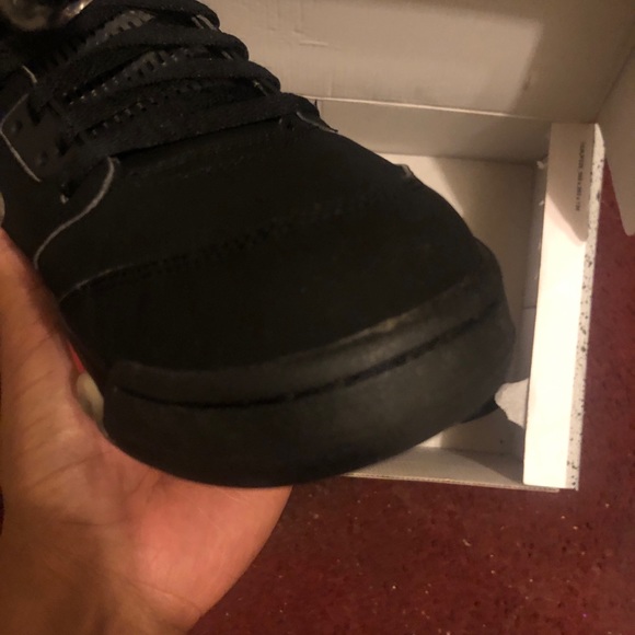 Retro 5s Supreme Black Size 10.5 - Picture 7 of 8